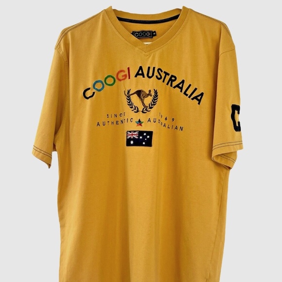 Coogi Australia Since 1969 Embroidered Kangaroo & Flag Yellow V Neck T Shirt - Picture 1 of 7
